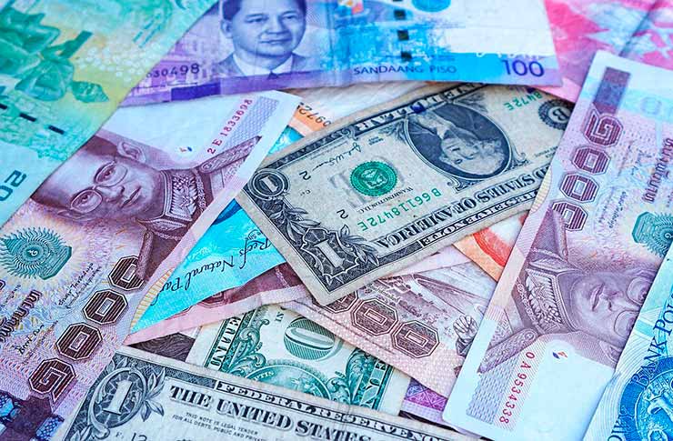 Moeda da Tailândia: dinheiro vivo