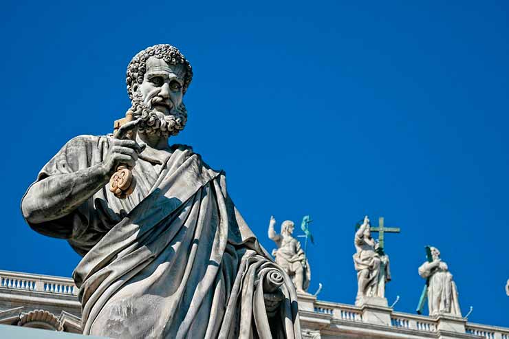 Onde fica o Estado do Vaticano e por quem é governado?