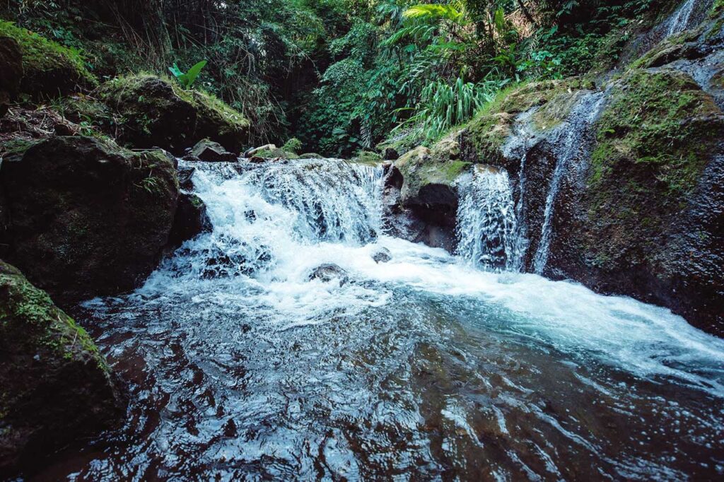 Quais são as cachoeiras que estão perto de São Paulo?