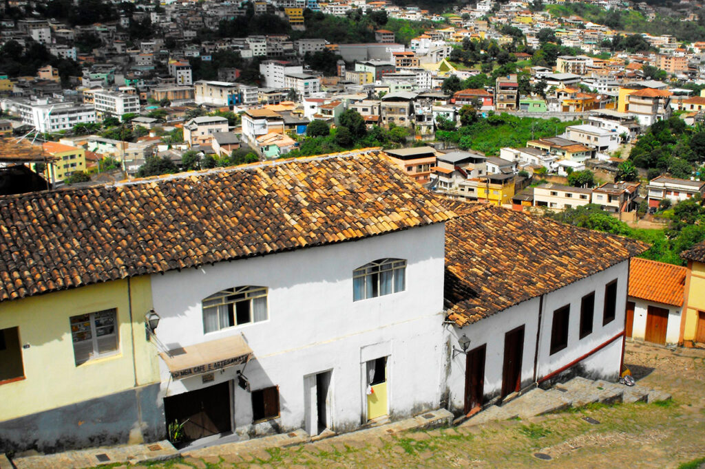Quais as cidades próximas a Ouro Branco MG?